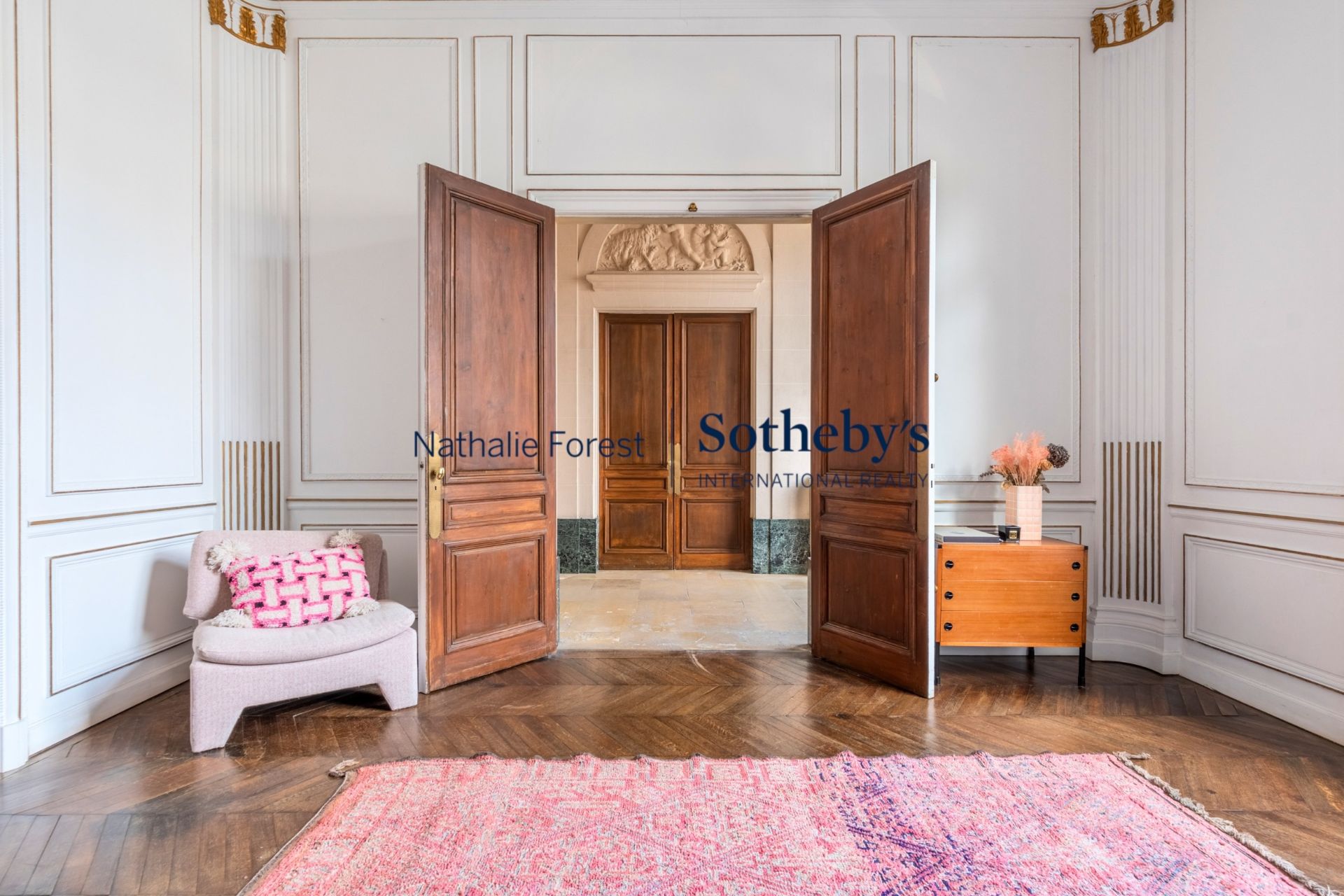 luxury house 10 Rooms for sale on ARRAS (62000)