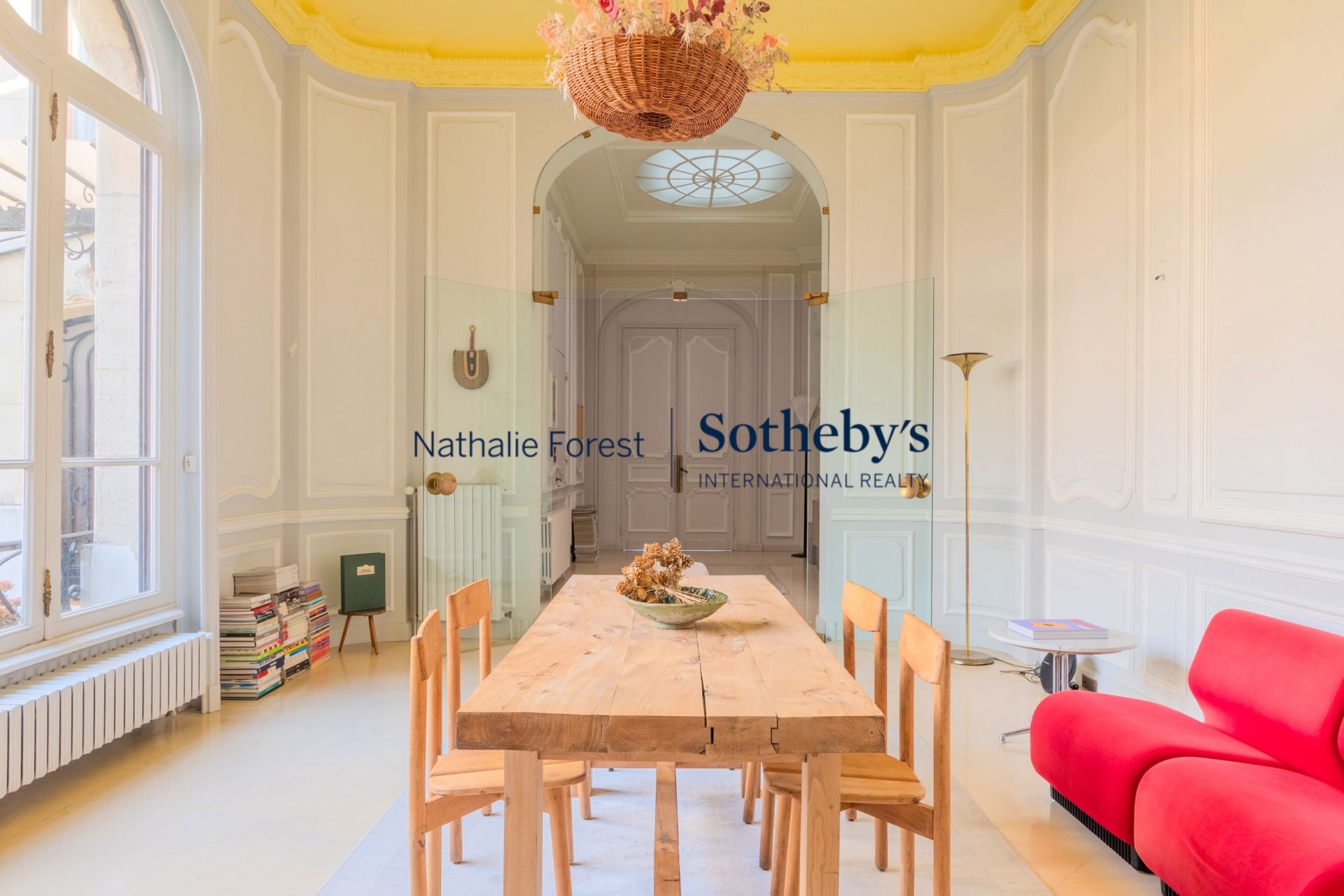 luxury house 10 Rooms for sale on ARRAS (62000)