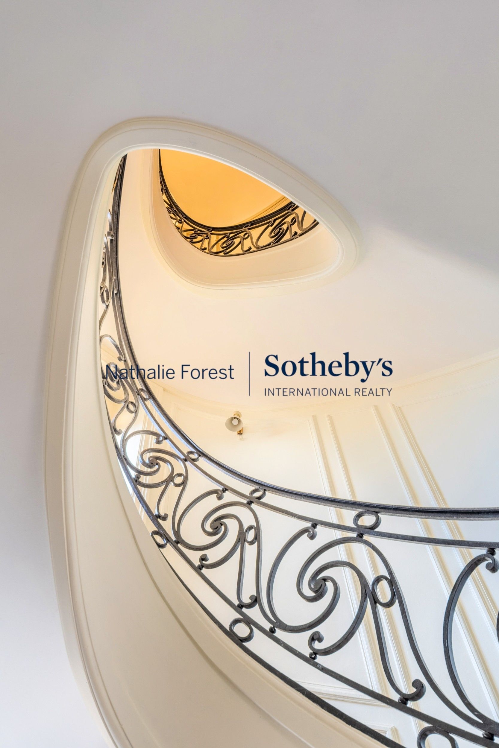 luxury house 10 Rooms for sale on ARRAS (62000)