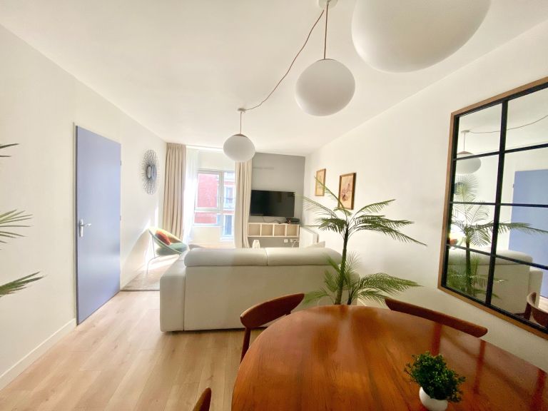 luxury apartment 2 Rooms for rent on LILLE (59000)