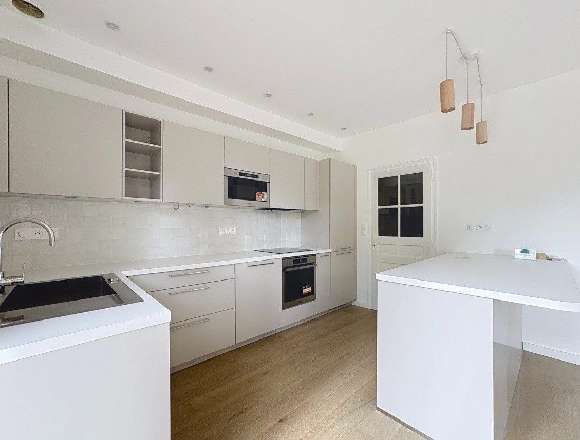 maison traditionnelle 6 Pièces en location sur MARCQ EN BAROEUL (59700)