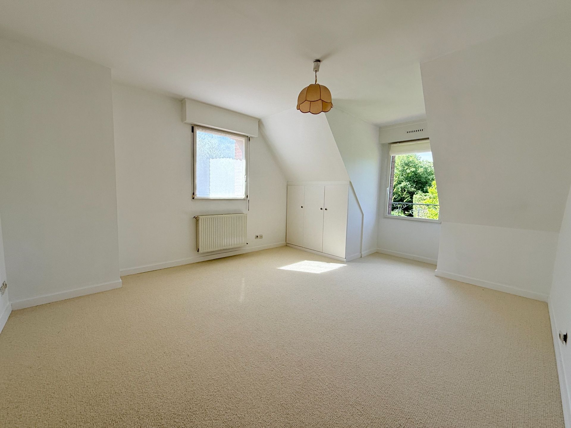 maison traditionnelle 6 Pièces en location sur MARCQ EN BAROEUL (59700)