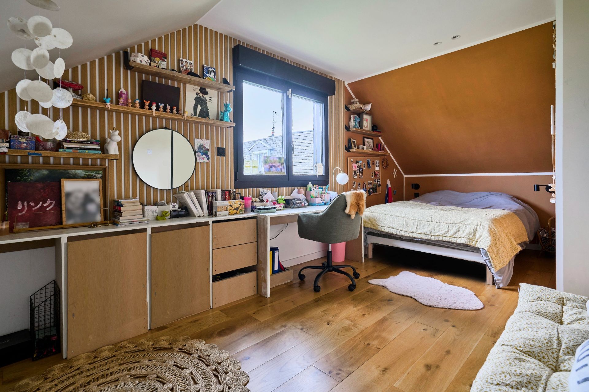 luxury house 5 Rooms for sale on MARCQ EN BAROEUL (59700)