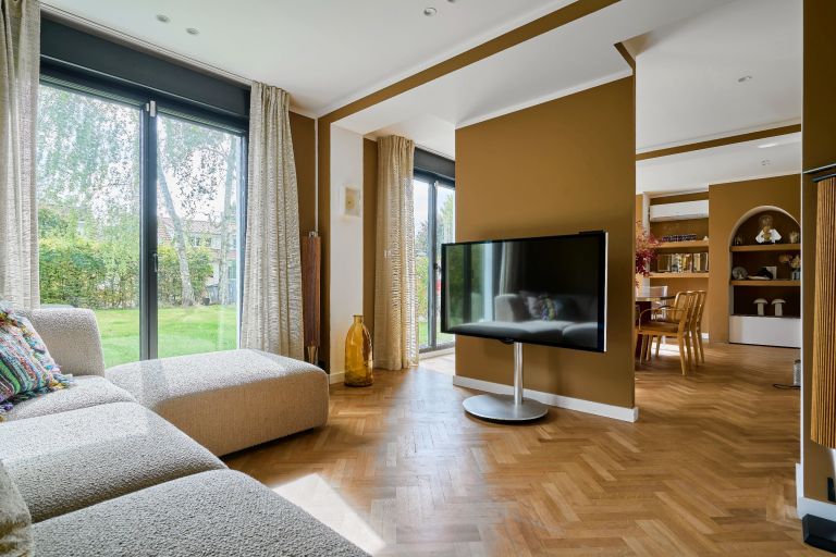 luxury house 5 Rooms for sale on MARCQ EN BAROEUL (59700)