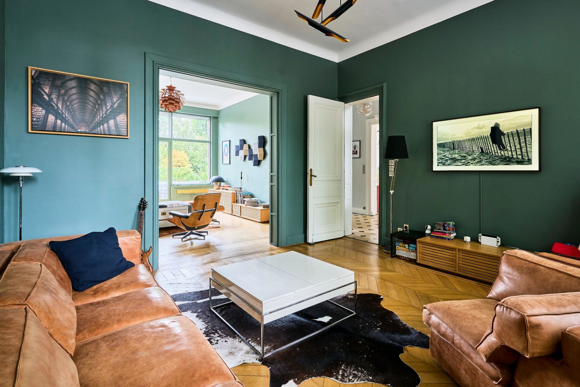 luxury house 9 Rooms for sale on ROUBAIX (59100)