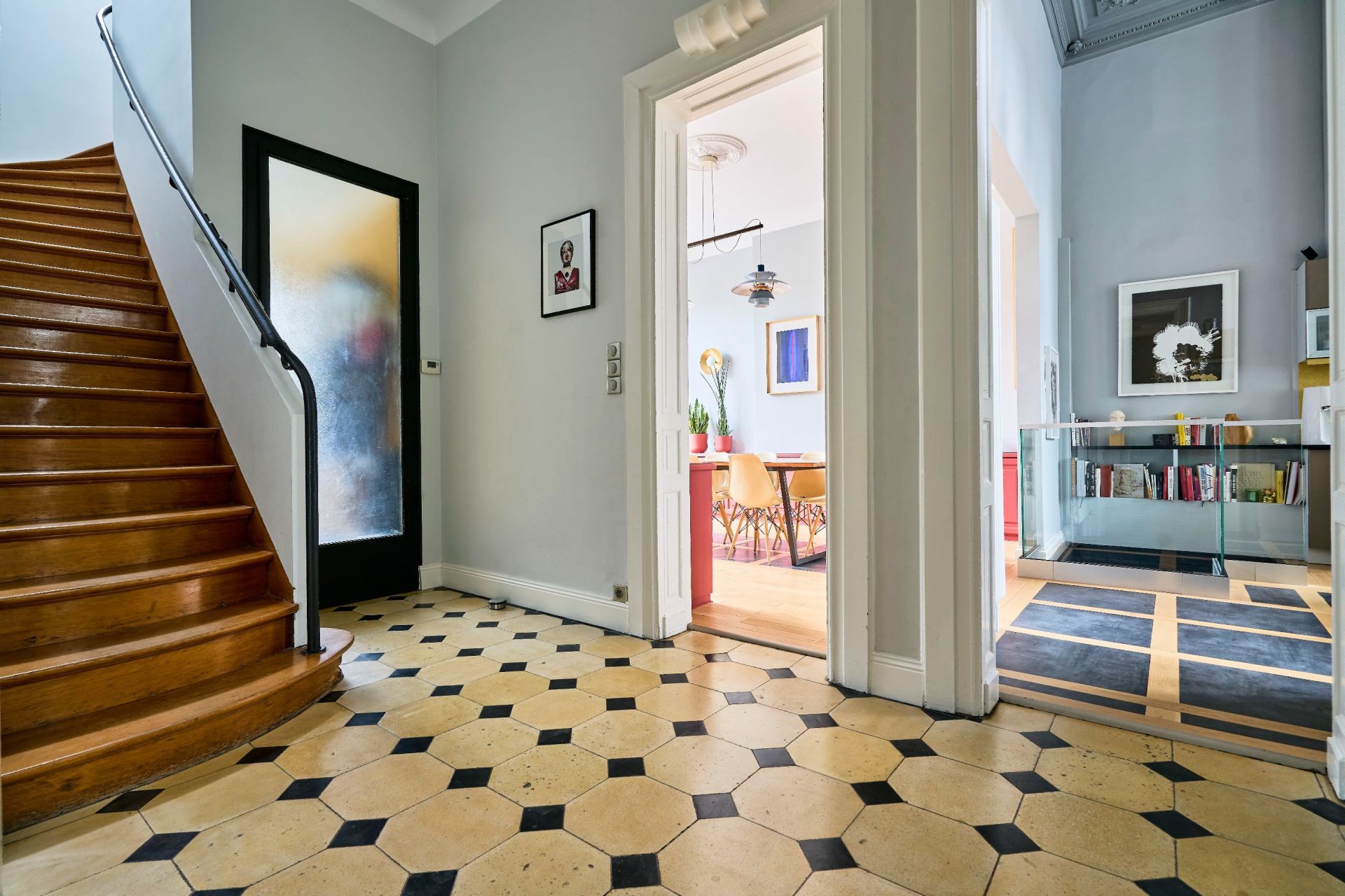 luxury house 9 Rooms for sale on ROUBAIX (59100)