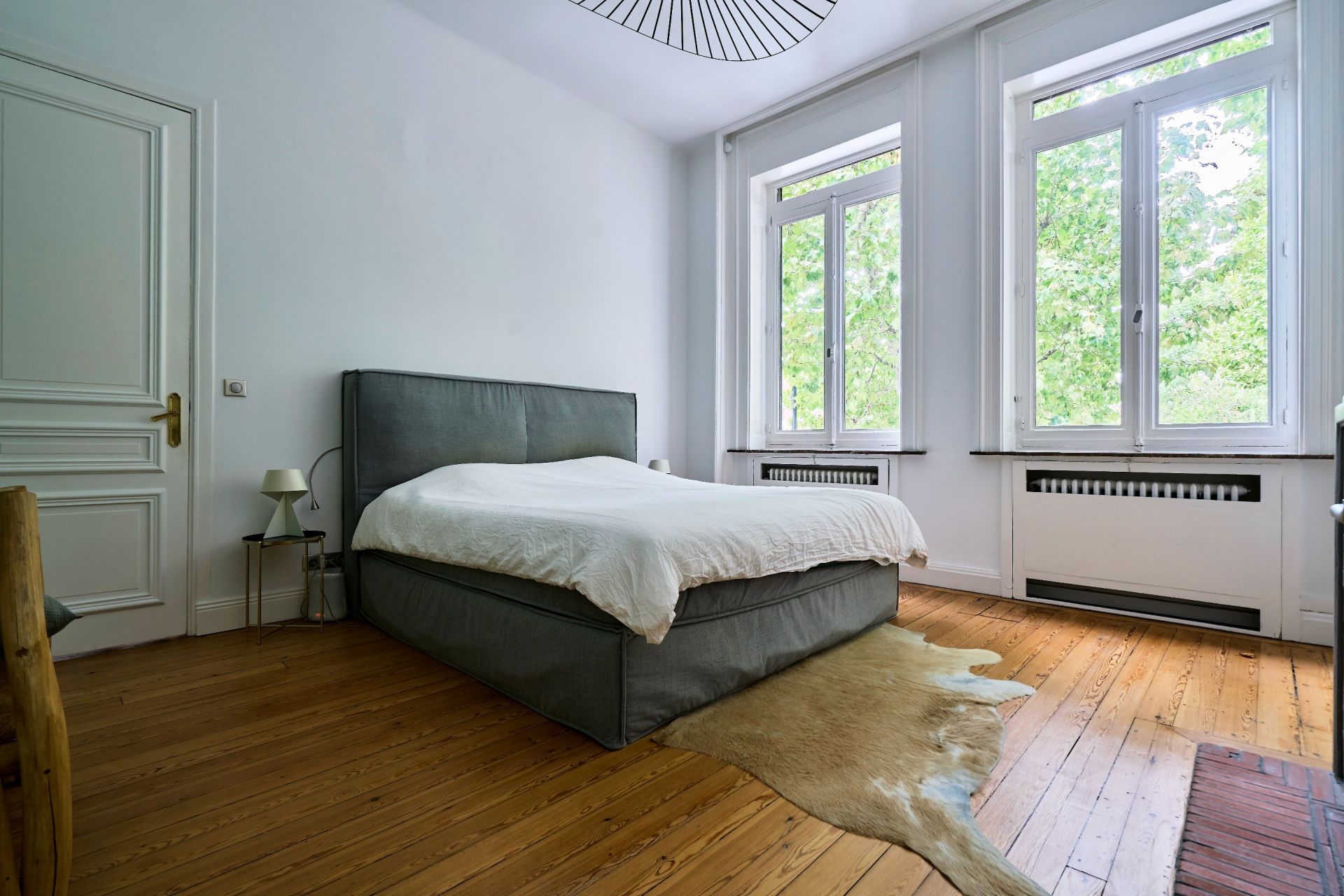 luxury house 9 Rooms for sale on ROUBAIX (59100)