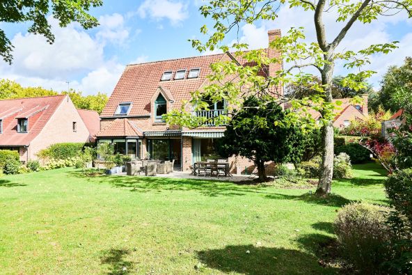 Sale Luxury house Mouvaux 9 Rooms 246 m²