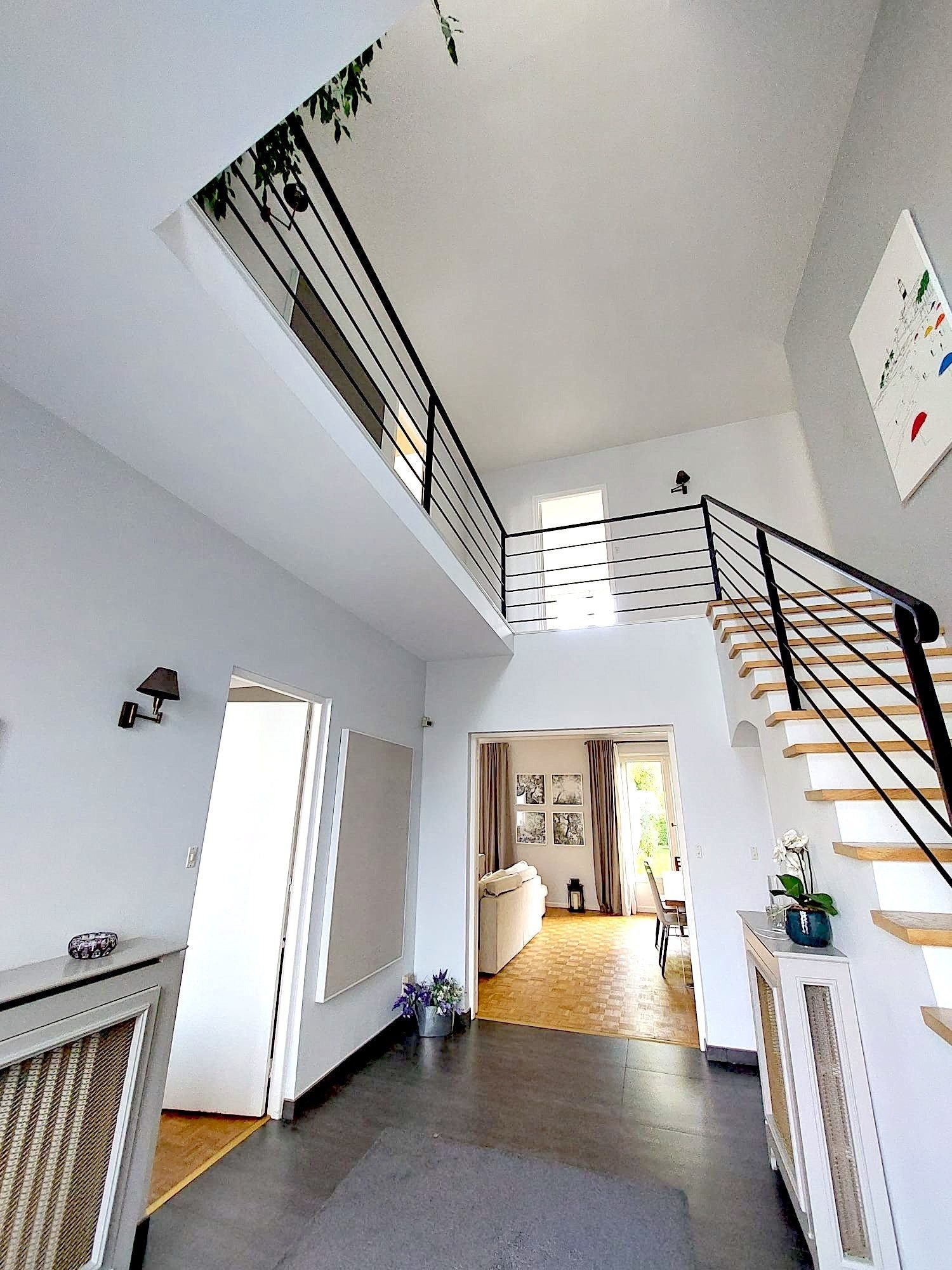 maison de luxe 8 Pièces en location sur MARCQ EN BAROEUL (59700)