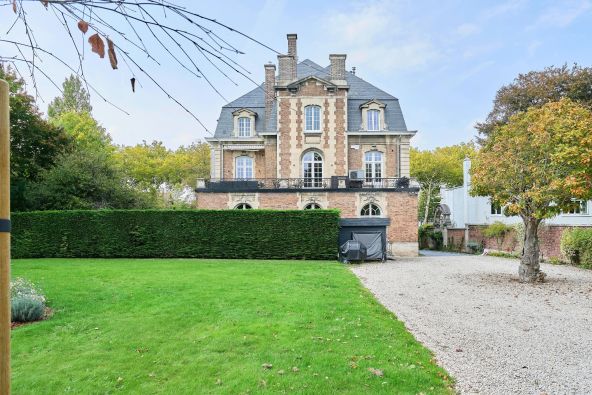 Sale Luxury apartment Mouvaux 6 Rooms 210 m²