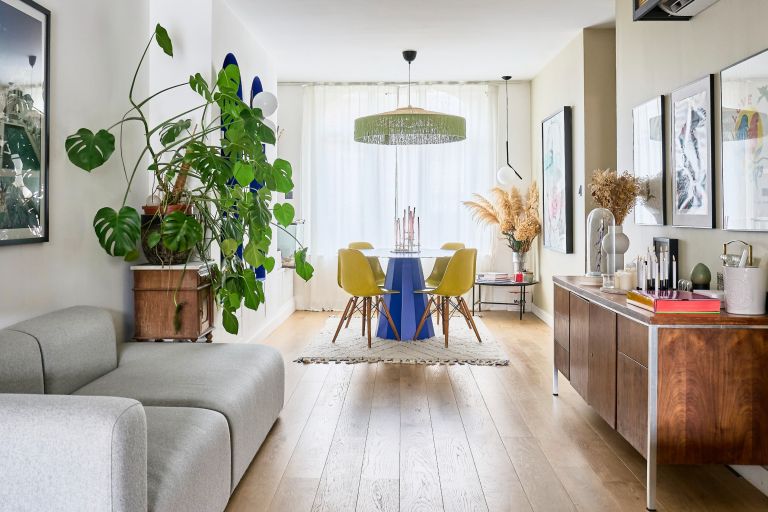 luxury house 5 Rooms for sale on LAMBERSART (59130)