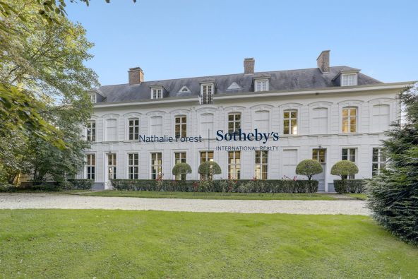 Sale Luxury house Mouvaux 12 Rooms 415.74 m²