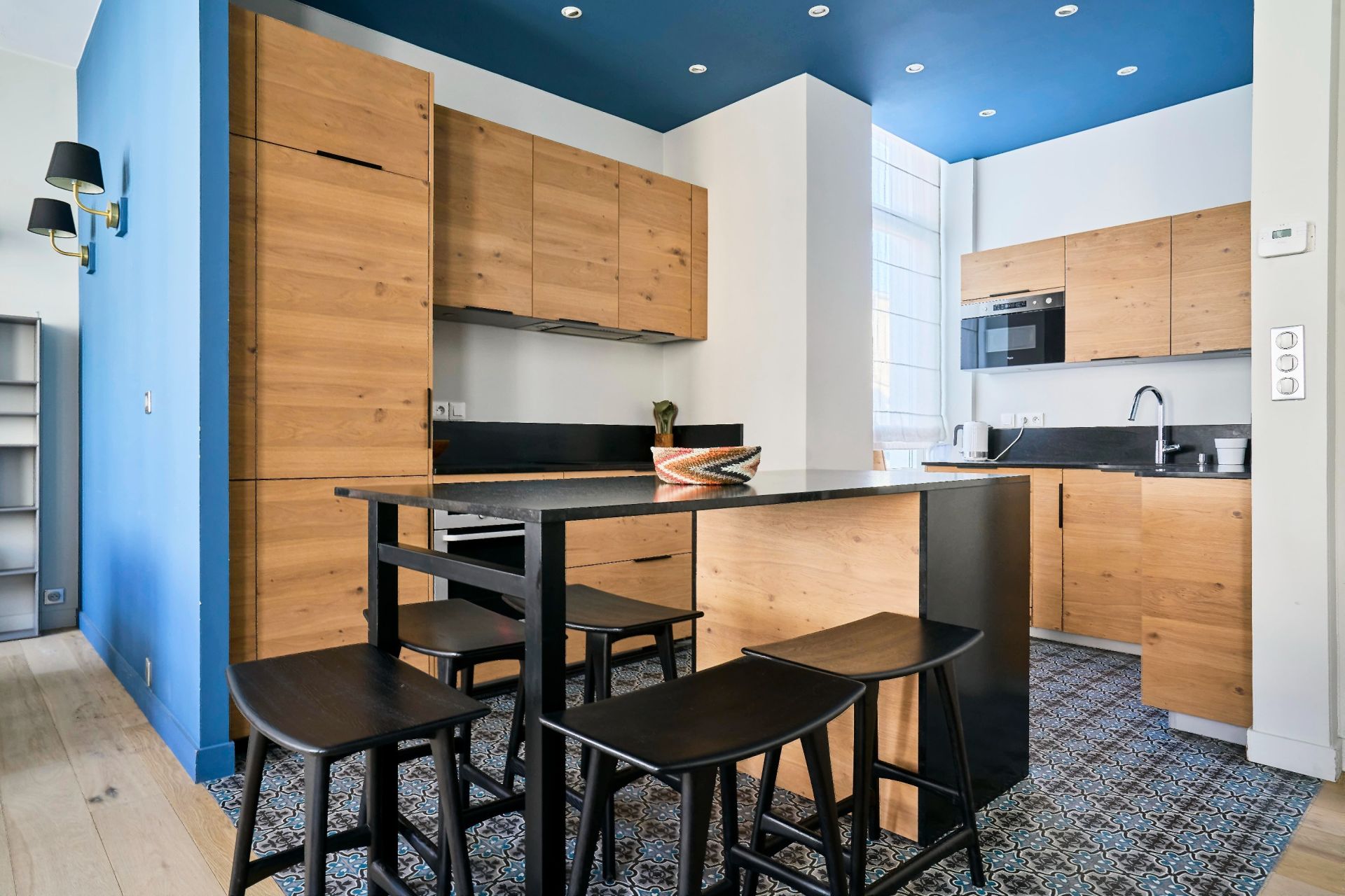 luxury apartment 5 Rooms for sale on LILLE (59000)