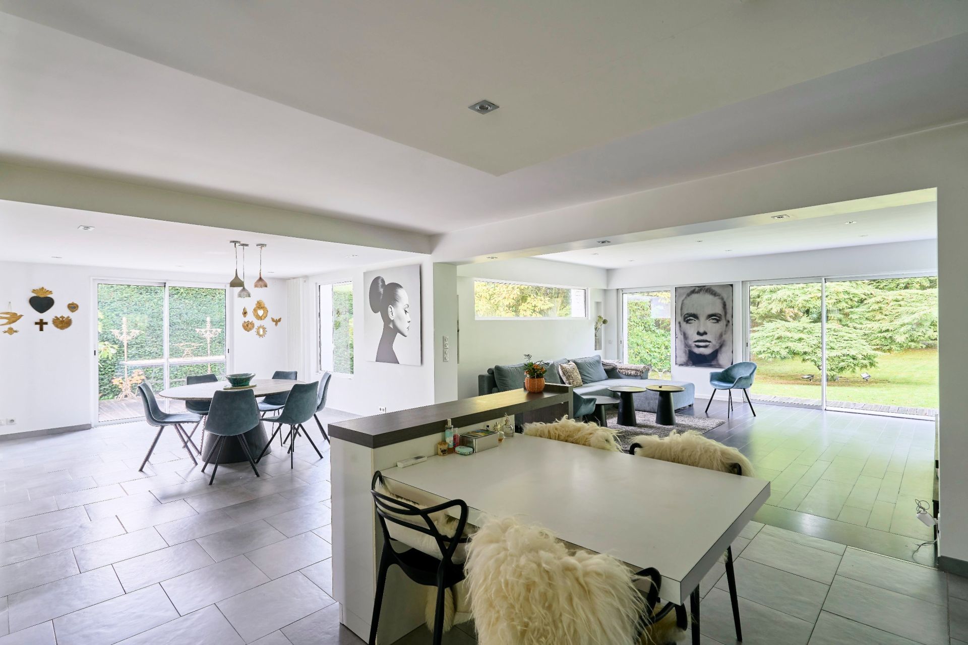 luxury house 5 Rooms for sale on LAMBERSART (59130)