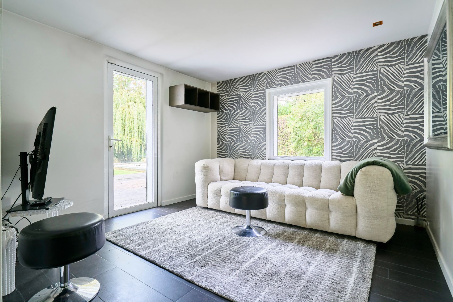 luxury house 5 Rooms for sale on LAMBERSART (59130)