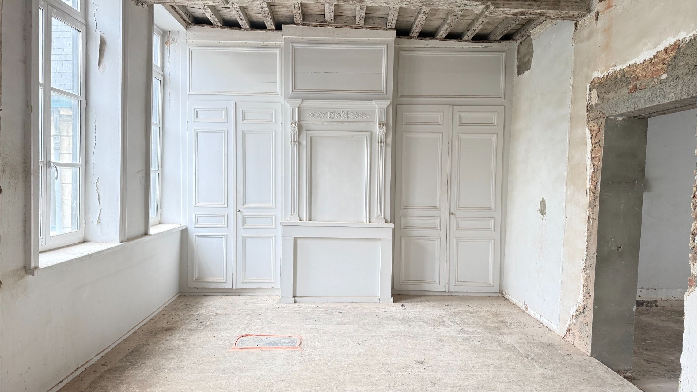 luxury house 5 Rooms for sale on LILLE (59800)