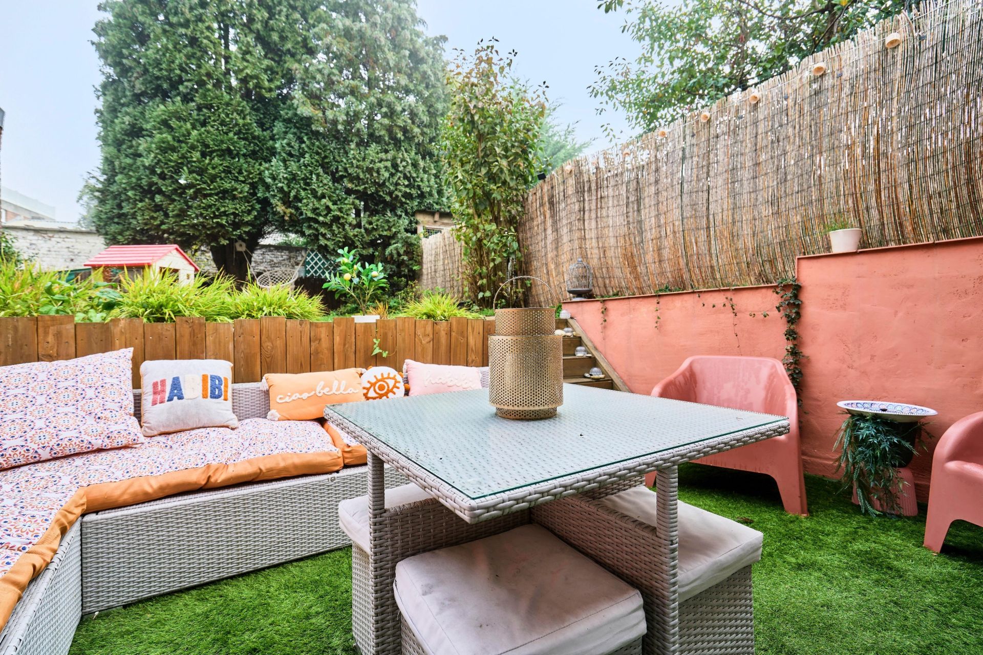 luxury house 7 Rooms for sale on RONCQ (59223)