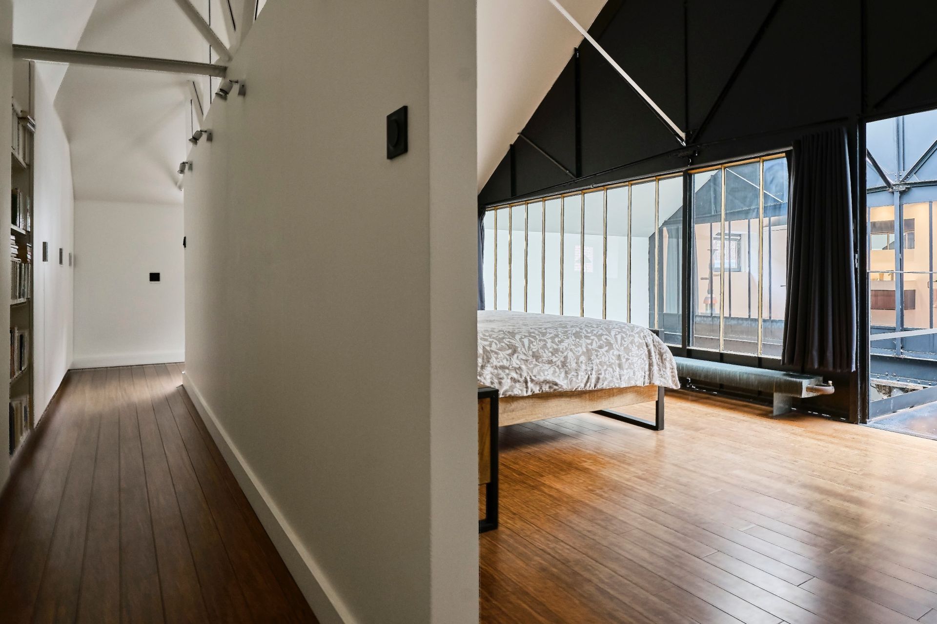 luxury apartment 10 Rooms for sale on LILLE (59000)