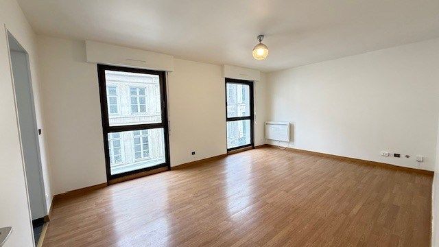 luxury apartment 3 Rooms for rent on LILLE (59000)