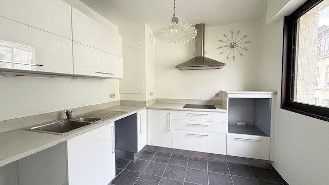 luxury apartment 3 Rooms for rent on LILLE (59000)