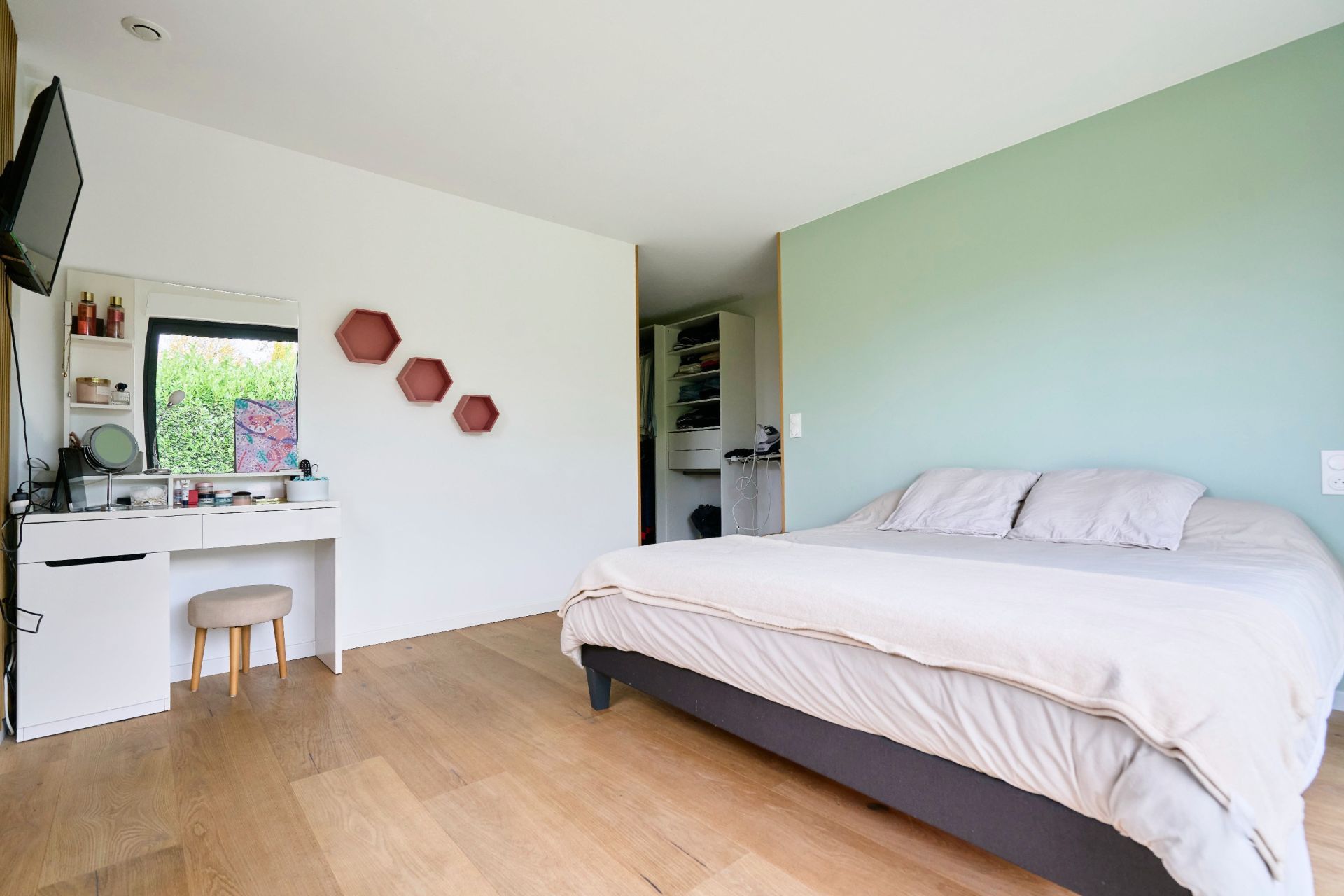 luxury house 6 Rooms for sale on BONDUES (59910)
