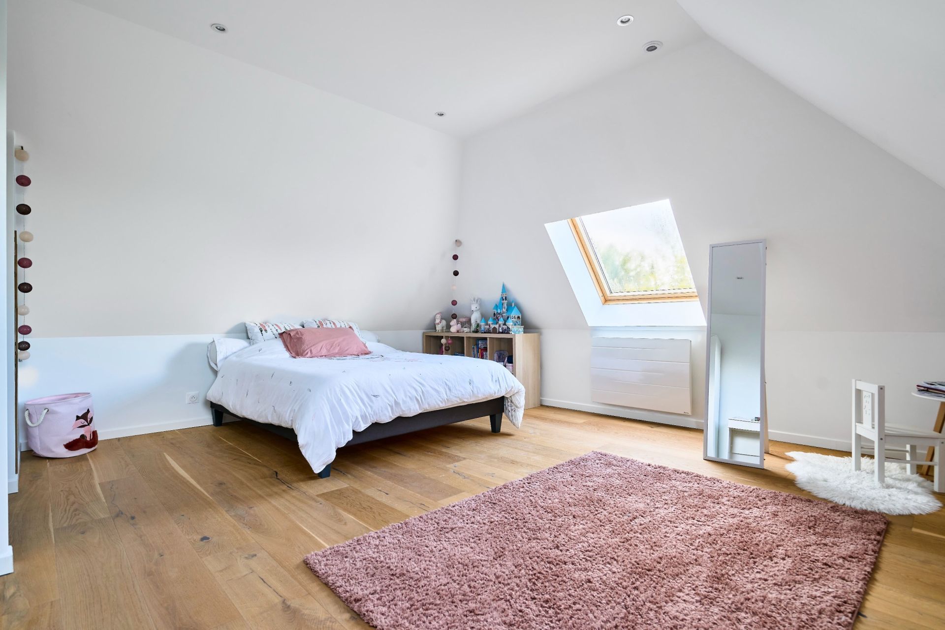 luxury house 6 Rooms for sale on BONDUES (59910)