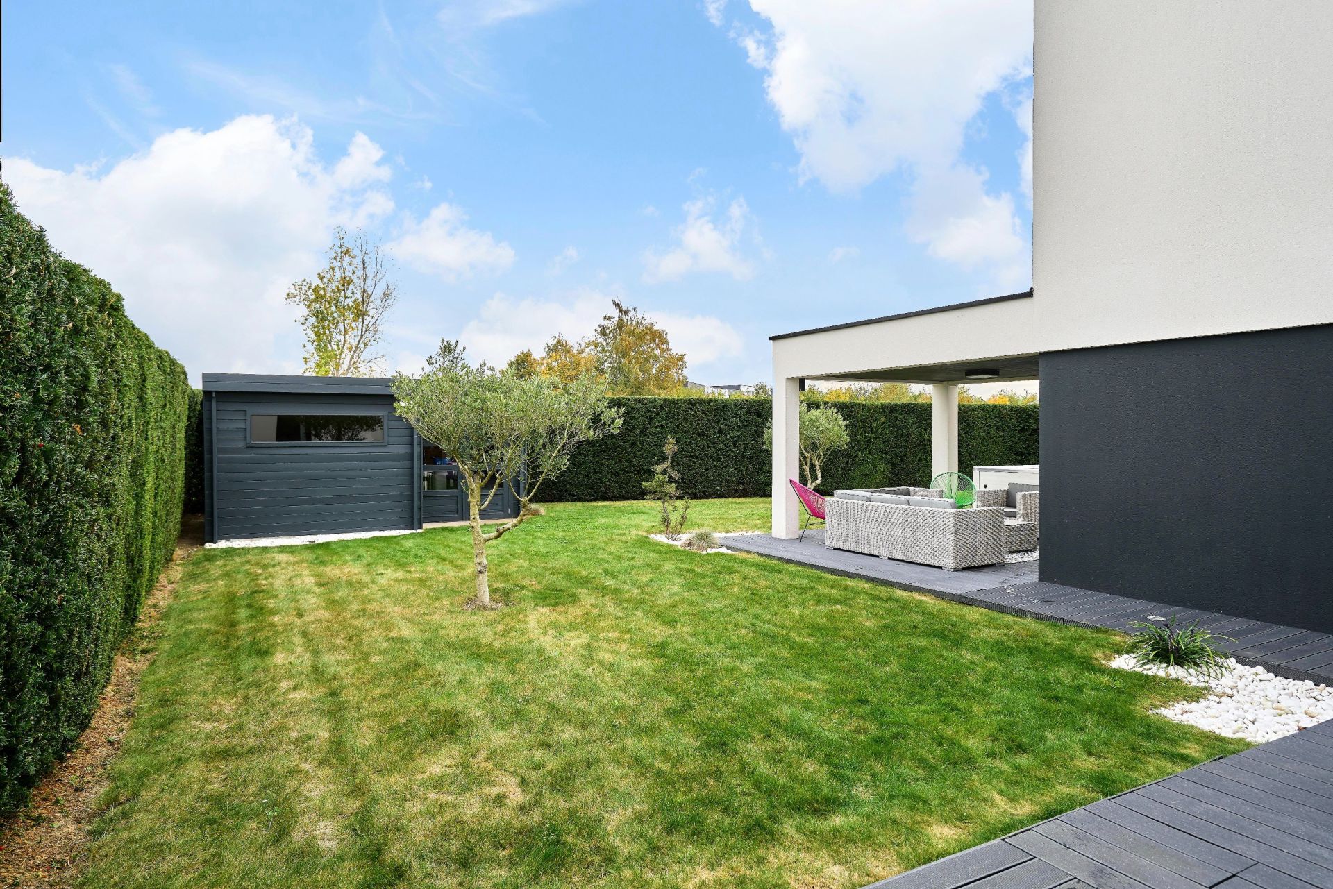 luxury house 10 Rooms for sale on BEUVRY (62660)