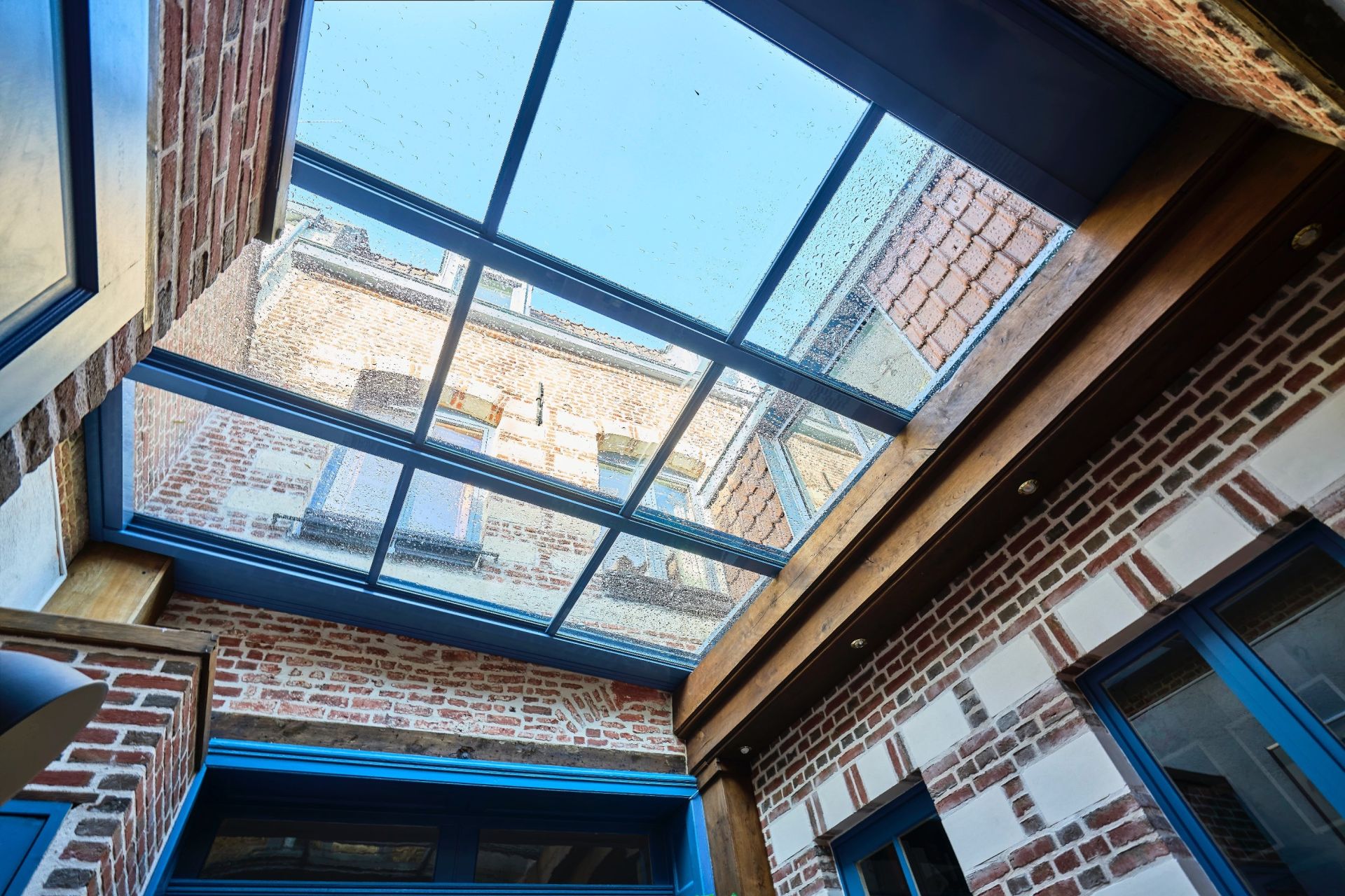 luxury house 7 Rooms for sale on LILLE (59000)