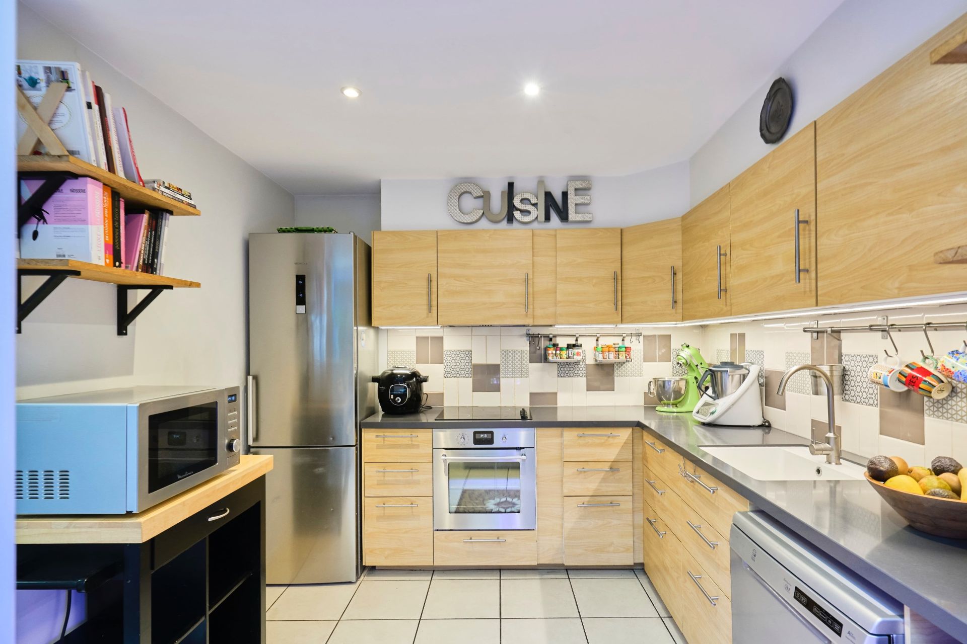 luxury house 7 Rooms for sale on LILLE (59000)