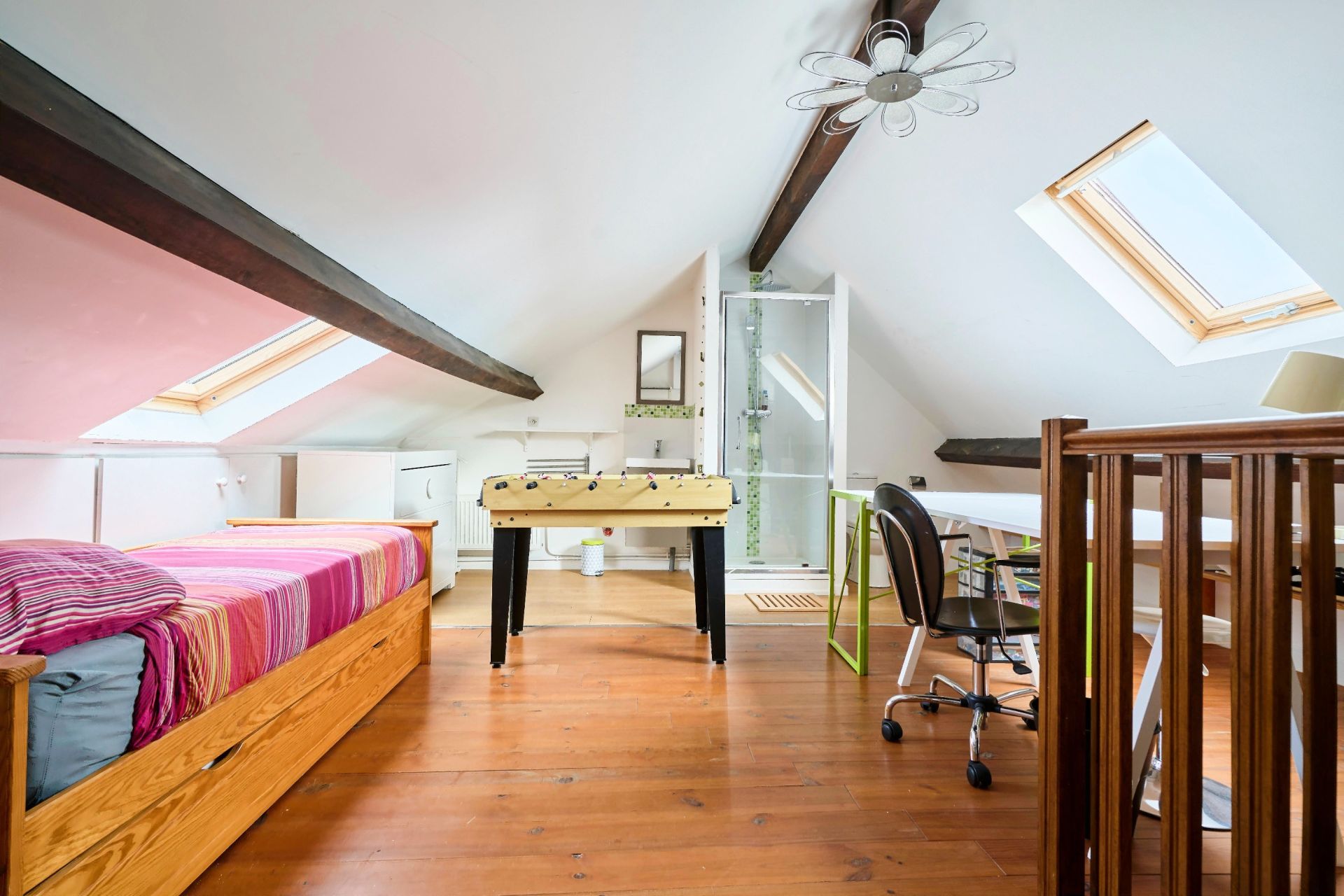 luxury house 7 Rooms for sale on LILLE (59000)