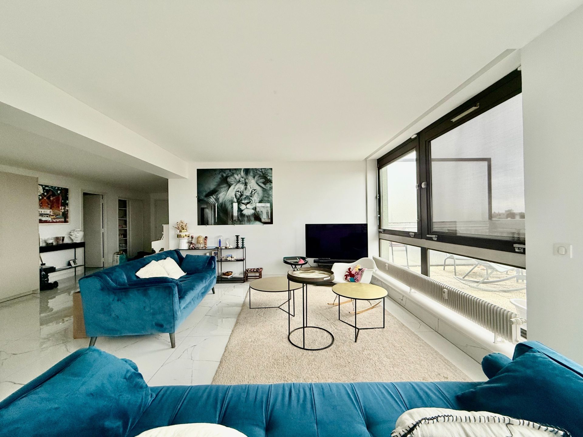 luxury apartment 4 Rooms for rent on LILLE (59000)