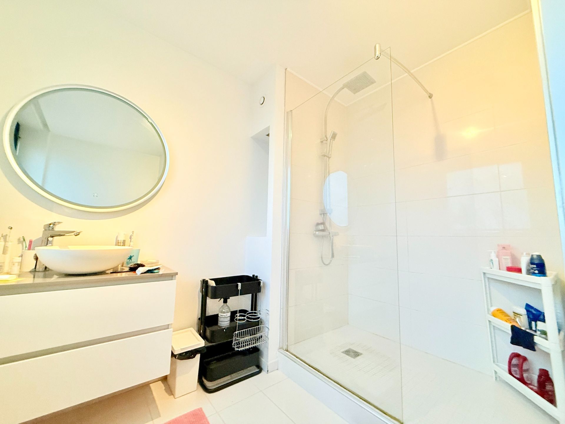 luxury apartment 4 Rooms for rent on LILLE (59000)