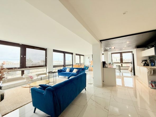 Rental Luxury apartment Lille 4 Rooms 166 m²