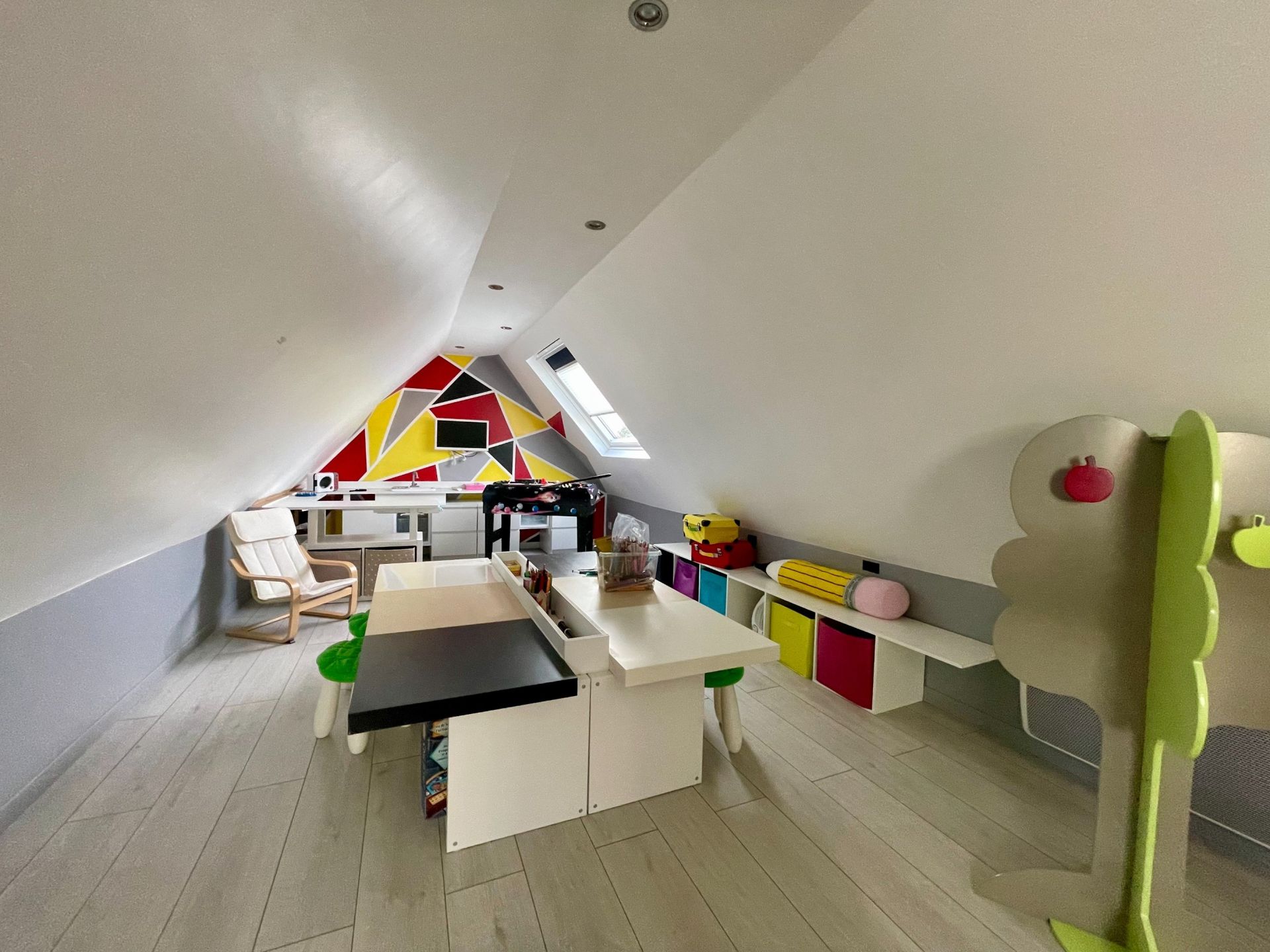 luxury house 11 Rooms for sale on BONDUES (59910)