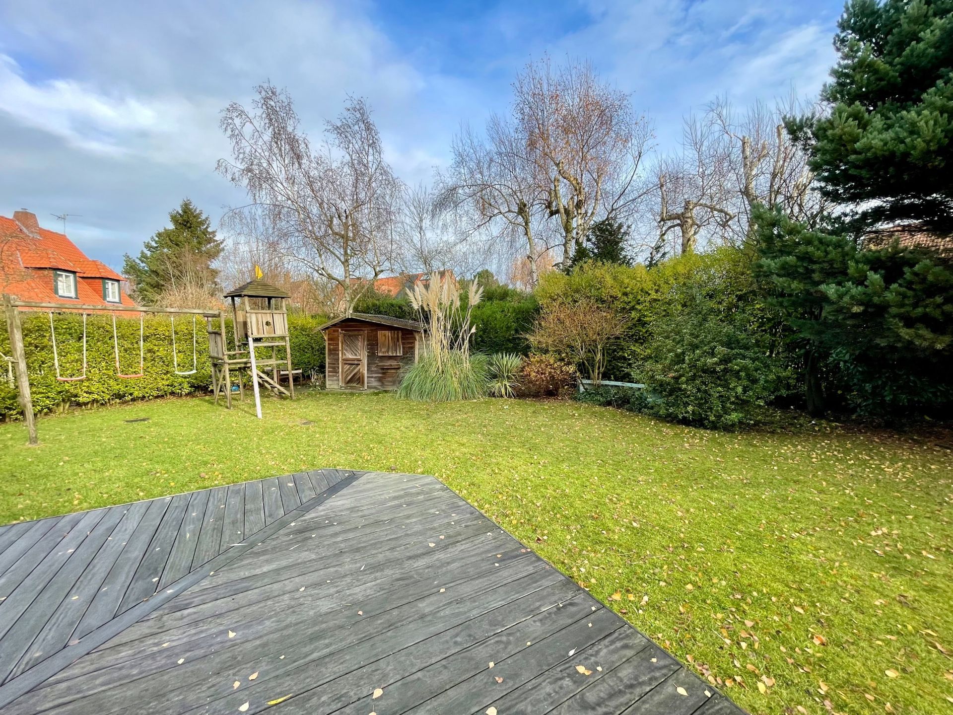 luxury house 11 Rooms for sale on BONDUES (59910)