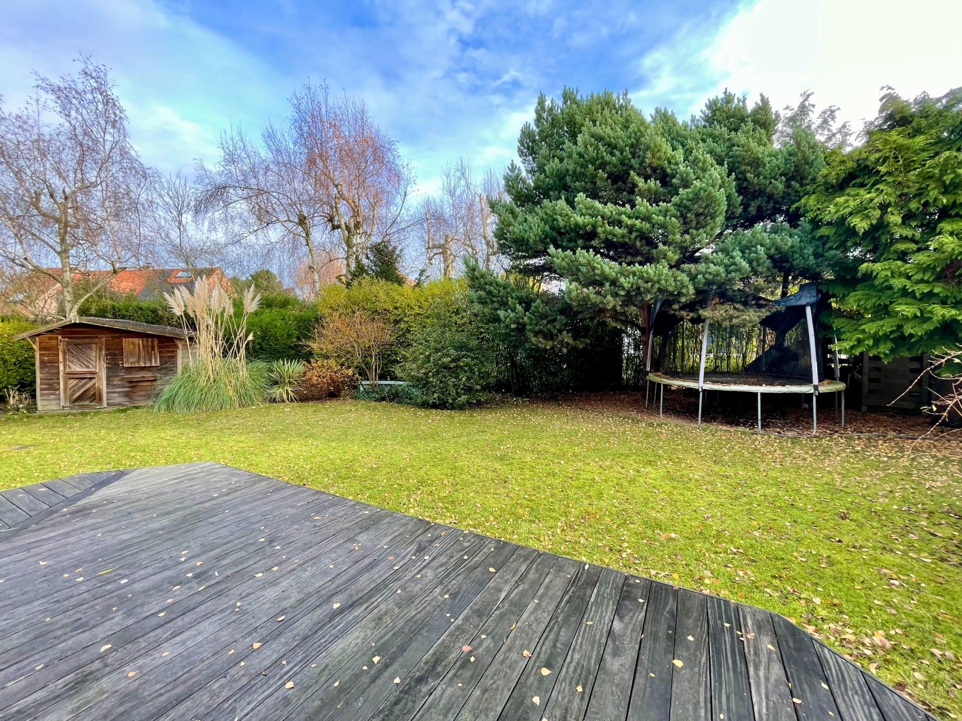 luxury house 11 Rooms for sale on BONDUES (59910)