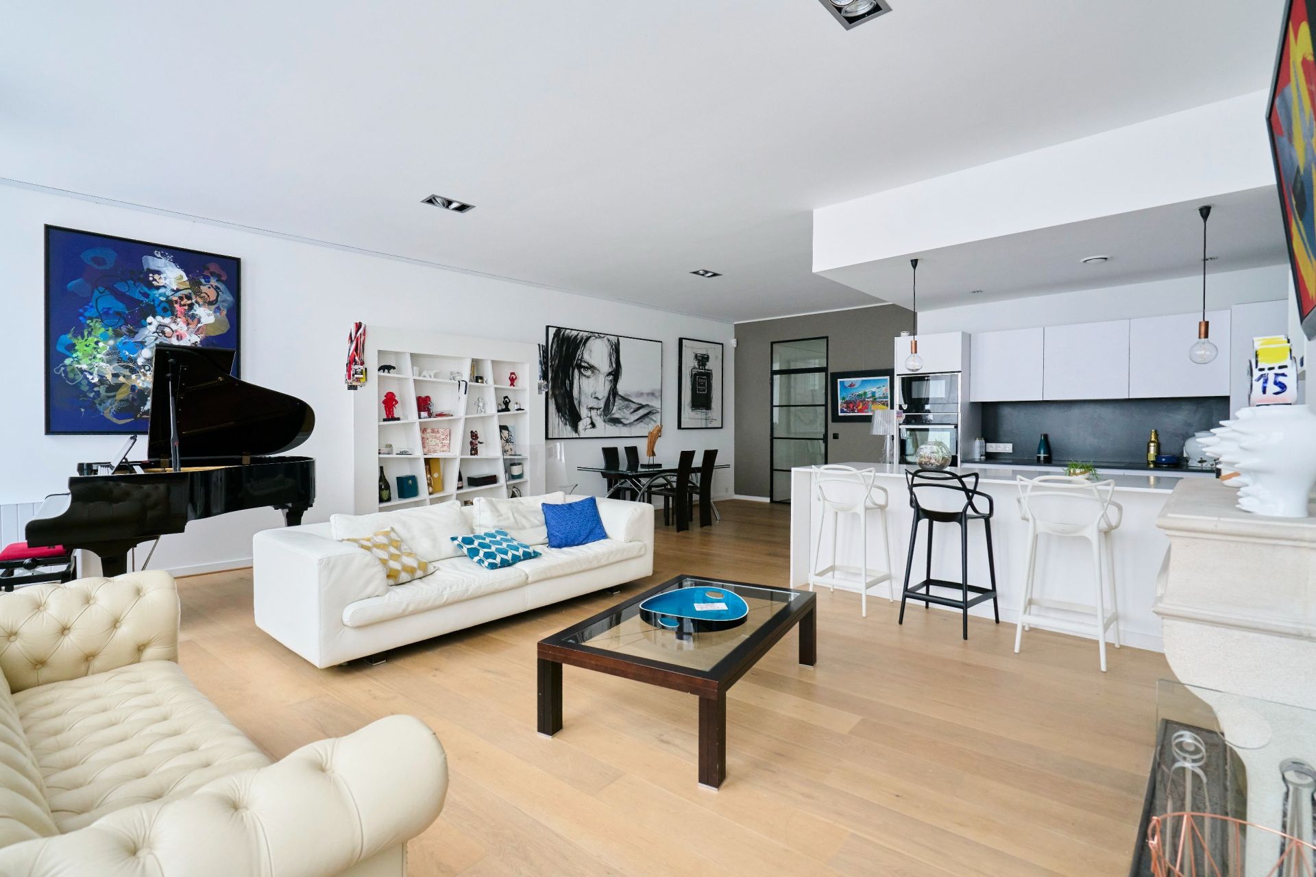 luxury apartment 2 Rooms for sale on LILLE (59800)