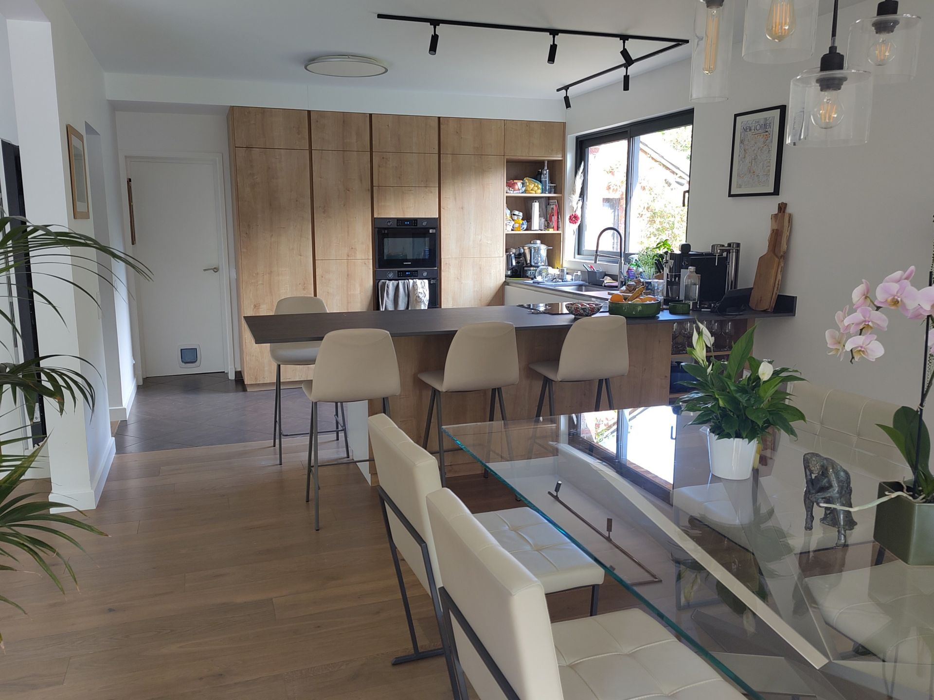 luxury house 9 Rooms for sale on MARCQ EN BAROEUL (59700)