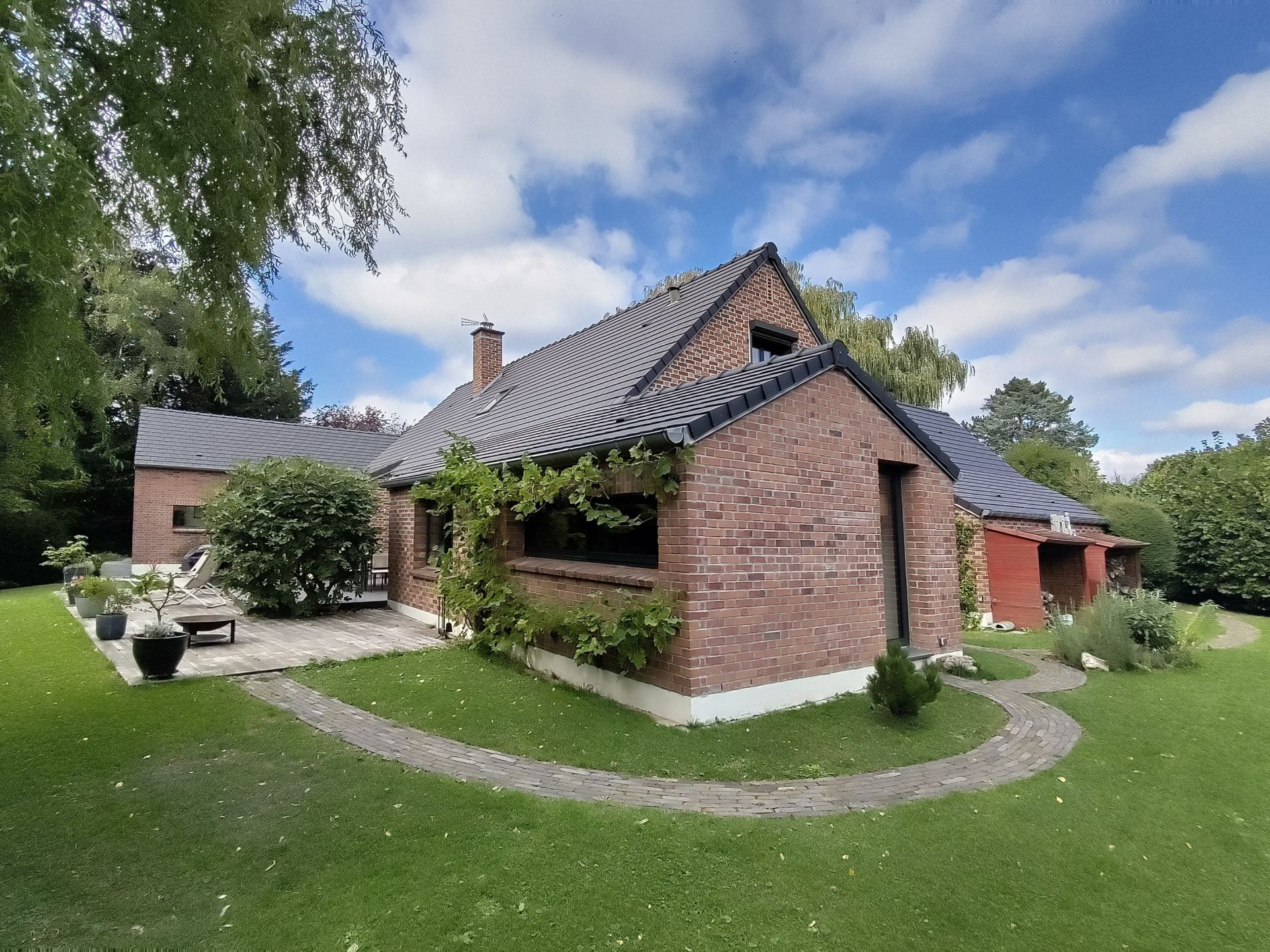 luxury house 9 Rooms for sale on MARCQ EN BAROEUL (59700)