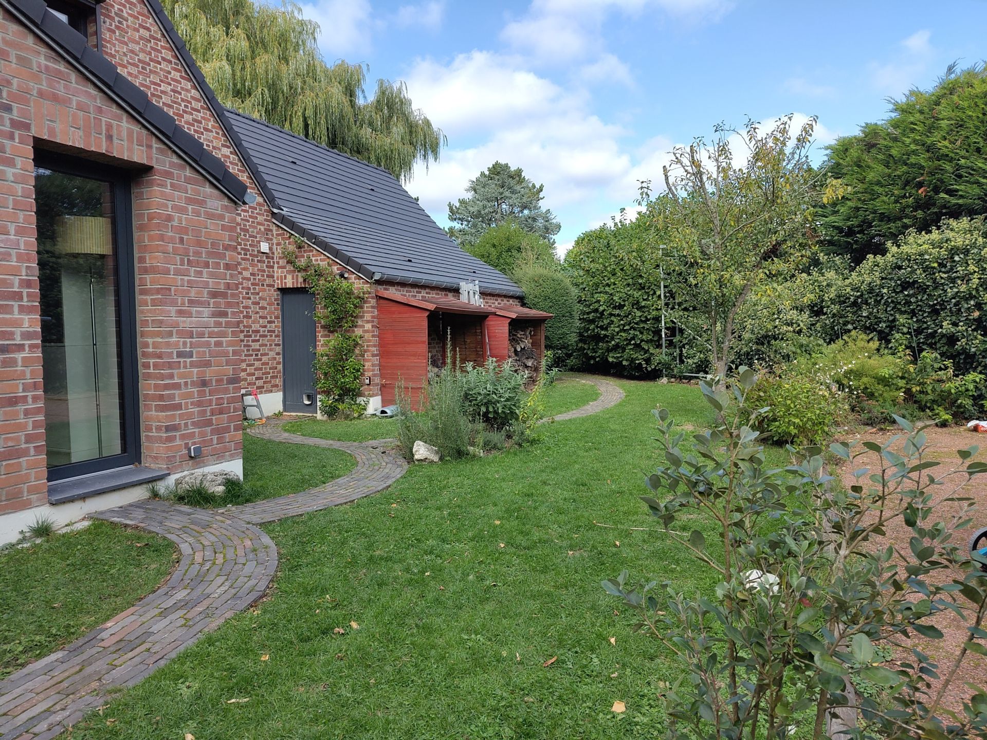 luxury house 9 Rooms for sale on MARCQ EN BAROEUL (59700)