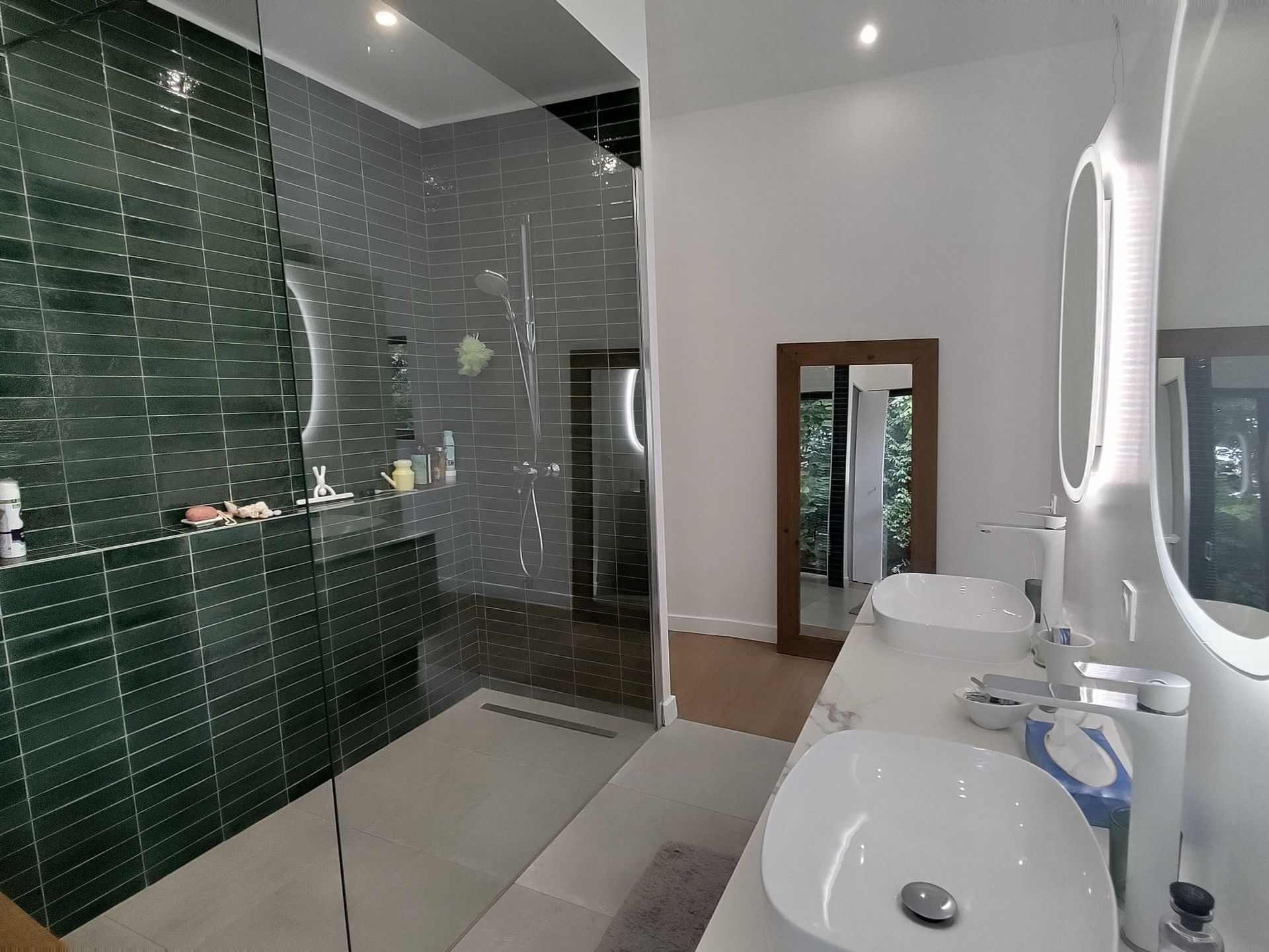 luxury house 9 Rooms for sale on MARCQ EN BAROEUL (59700)