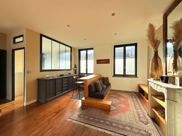 Rental Luxury apartment Lille 2&nbsp;Rooms 50&nbsp;m²