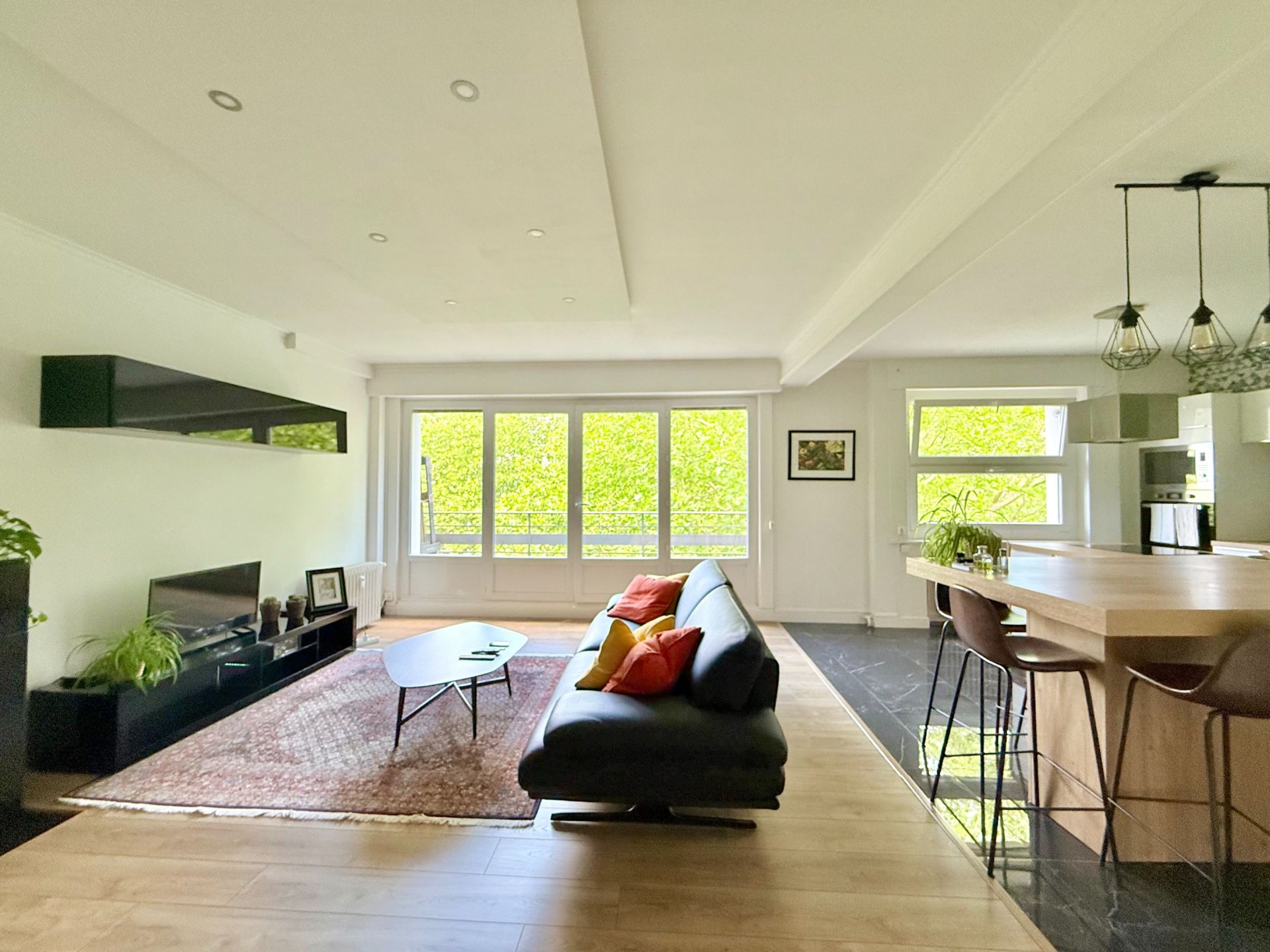 luxury apartment 3 Rooms for sale on LILLE (59000)