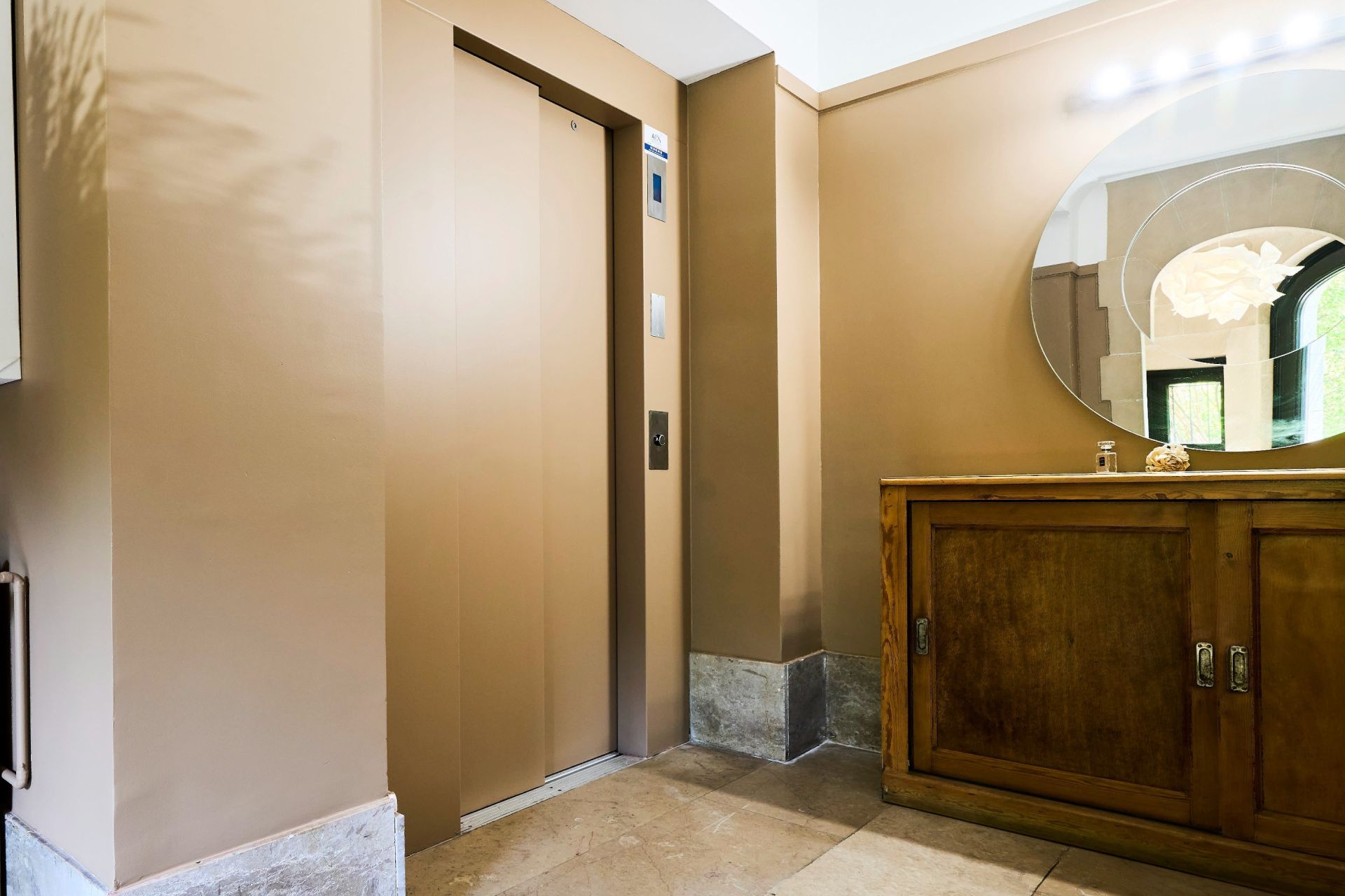 luxury house 13 Rooms for sale on HEM (59510)