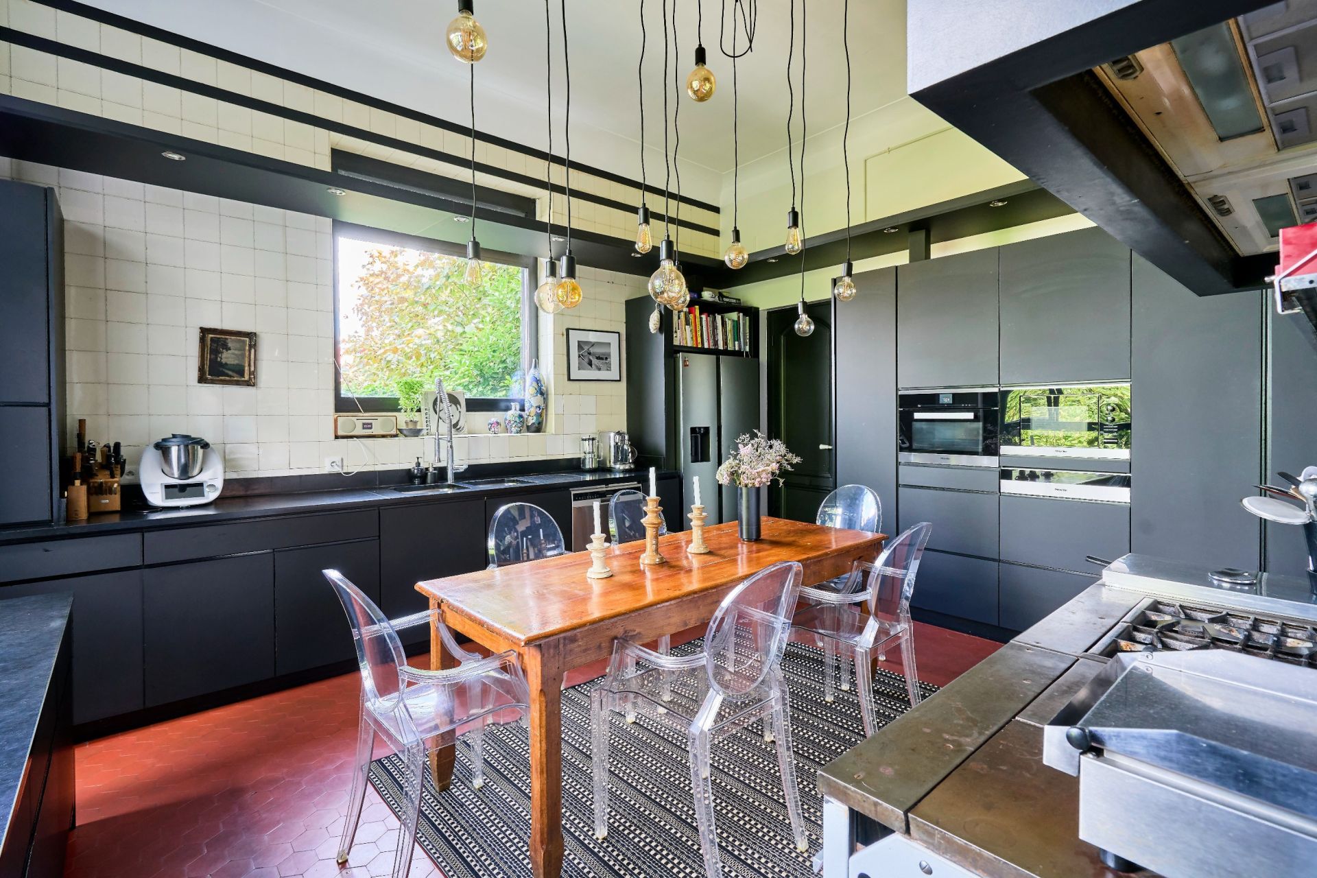 luxury house 13 Rooms for sale on HEM (59510)