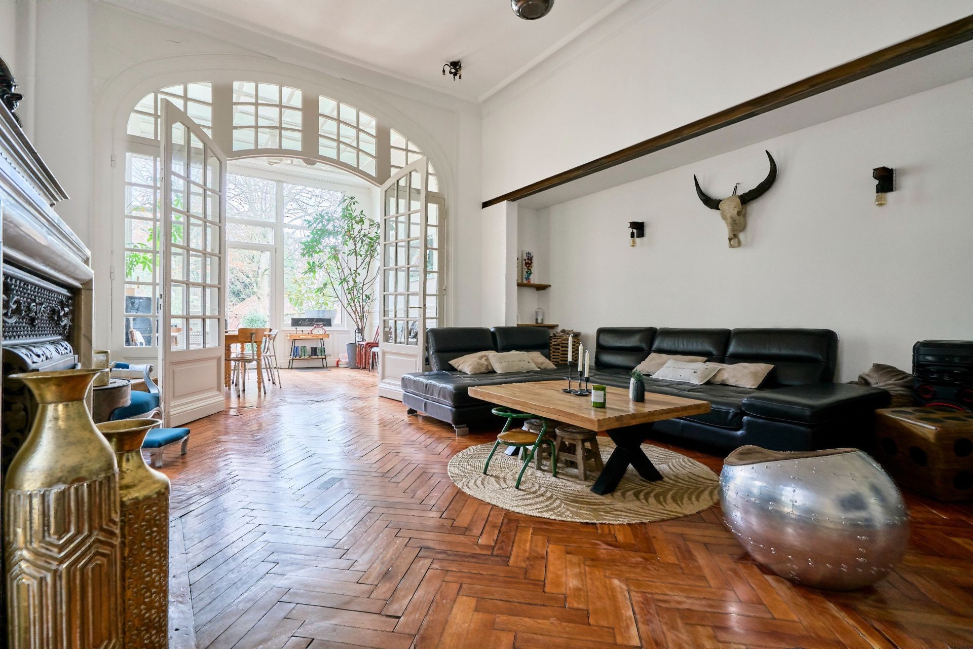 luxury house 8 Rooms for sale on ROUBAIX (59100)