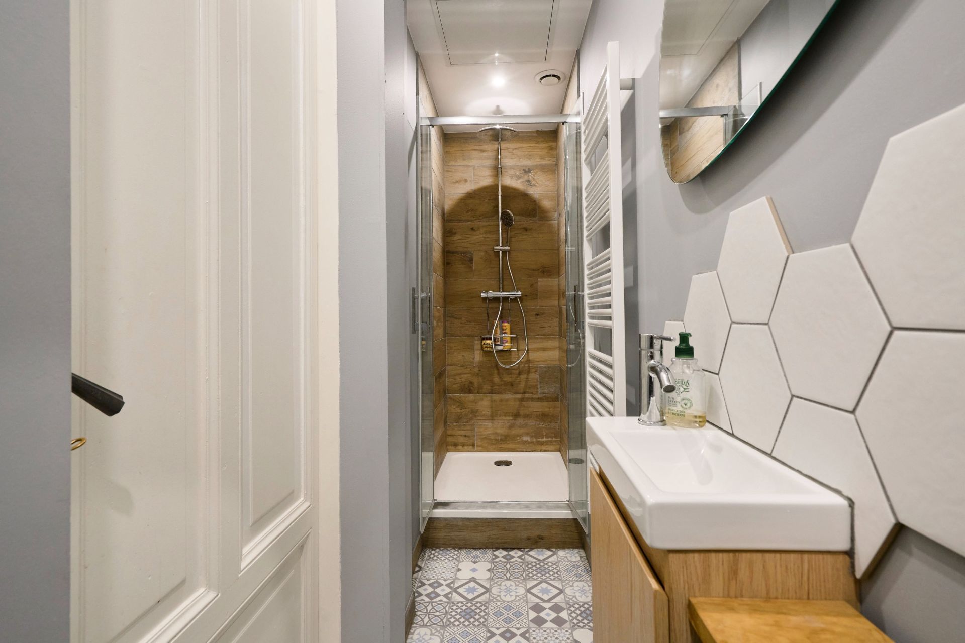 luxury house 8 Rooms for sale on ROUBAIX (59100)