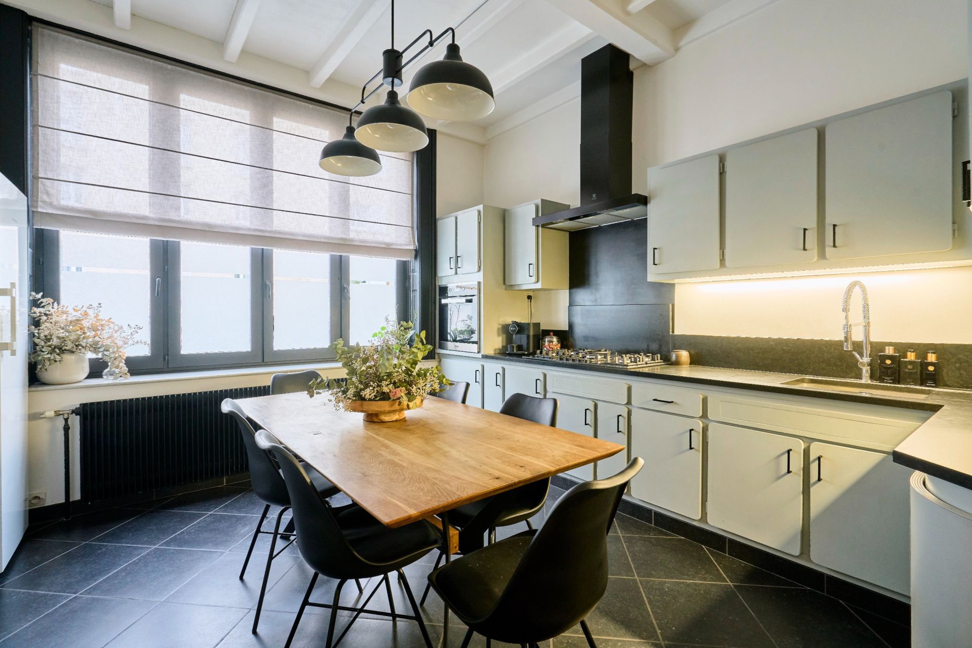 luxury house 14 Rooms for sale on ARMENTIERES (59280)