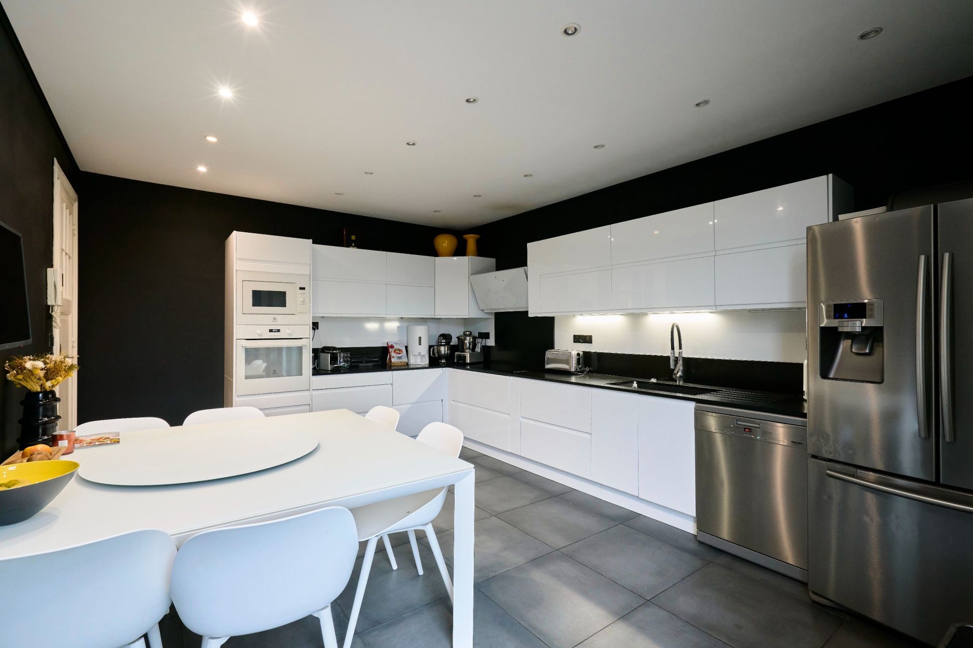 luxury house 12 Rooms for sale on CROIX (59170)