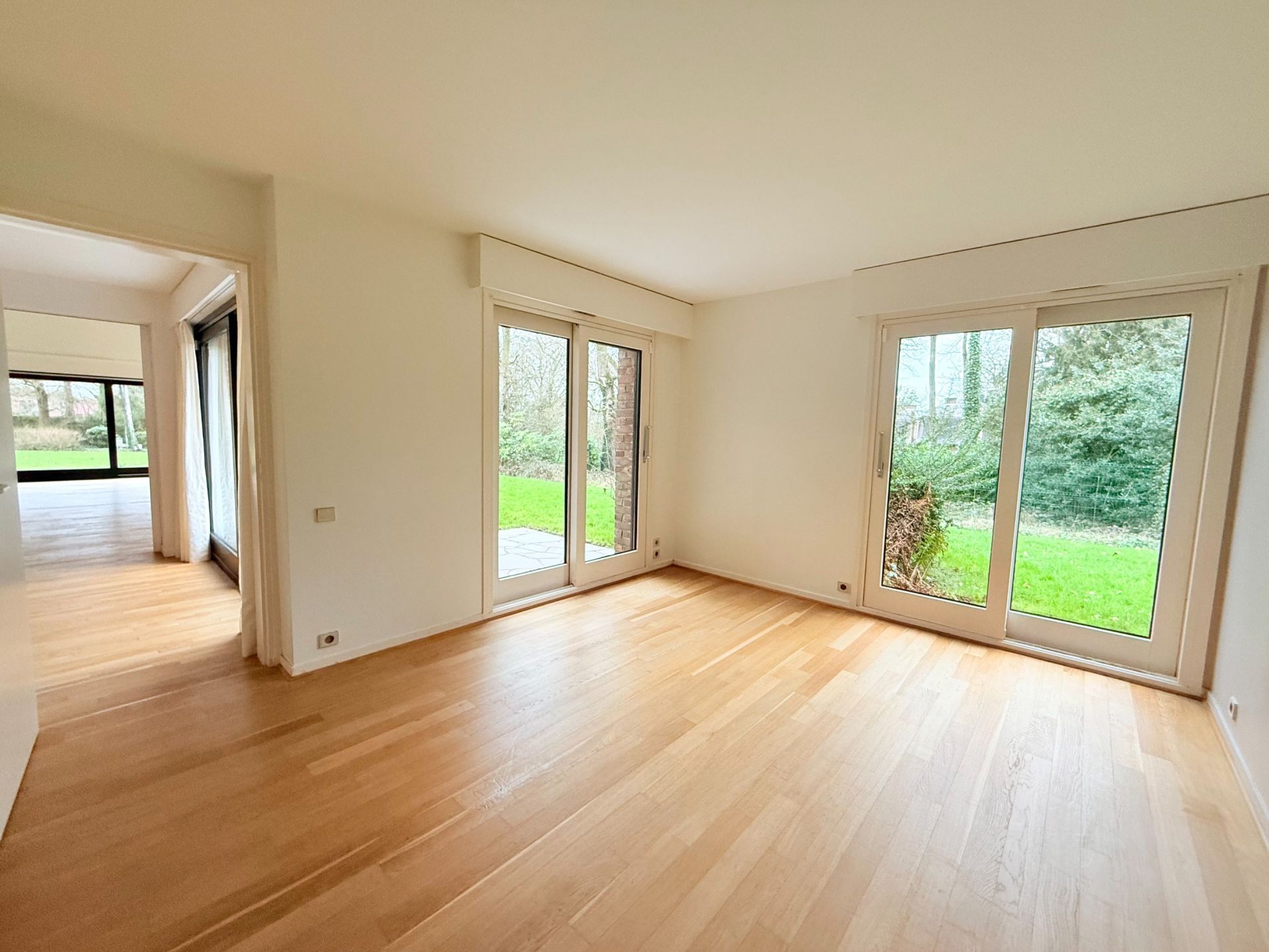 maison de luxe 7 Pièces en location sur CROIX (59170)